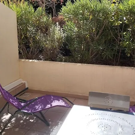 Апартаменты Avec Coin Nuit Proche *