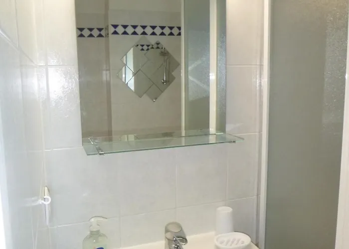 Daire Avec Coin Nuit Proche Les Lecques